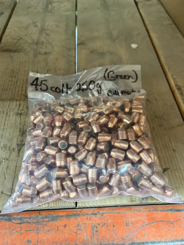 .450 to .451Dia. 250 Grain TMJ (Plated) Green Streak Pulled Bullets – 500 round bag. Has Pull Marks